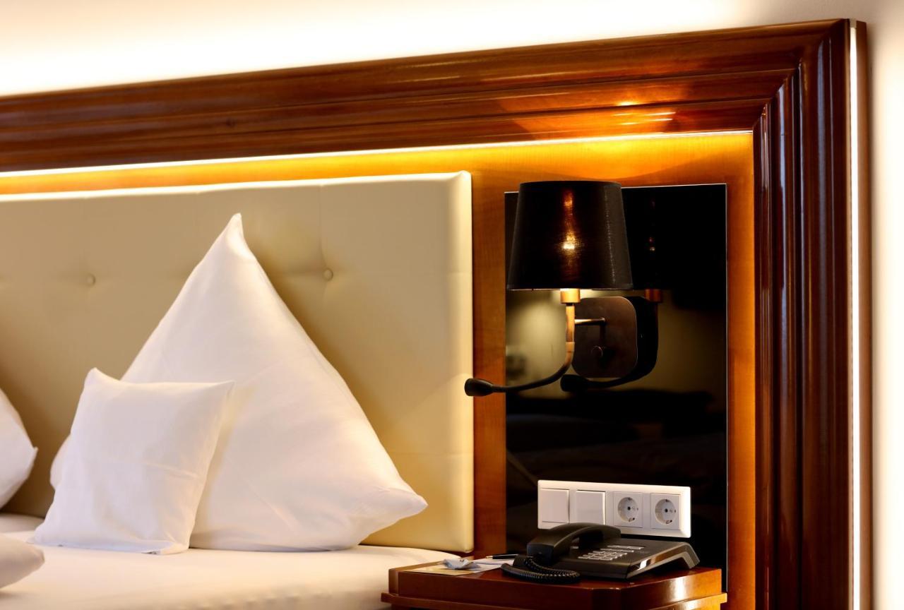 Hotel Schloss 에데스하임 외부 사진