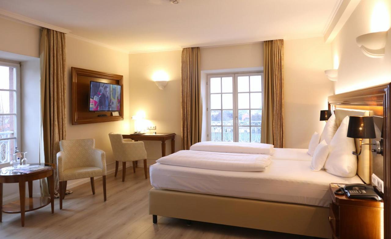 Hotel Schloss 에데스하임 외부 사진