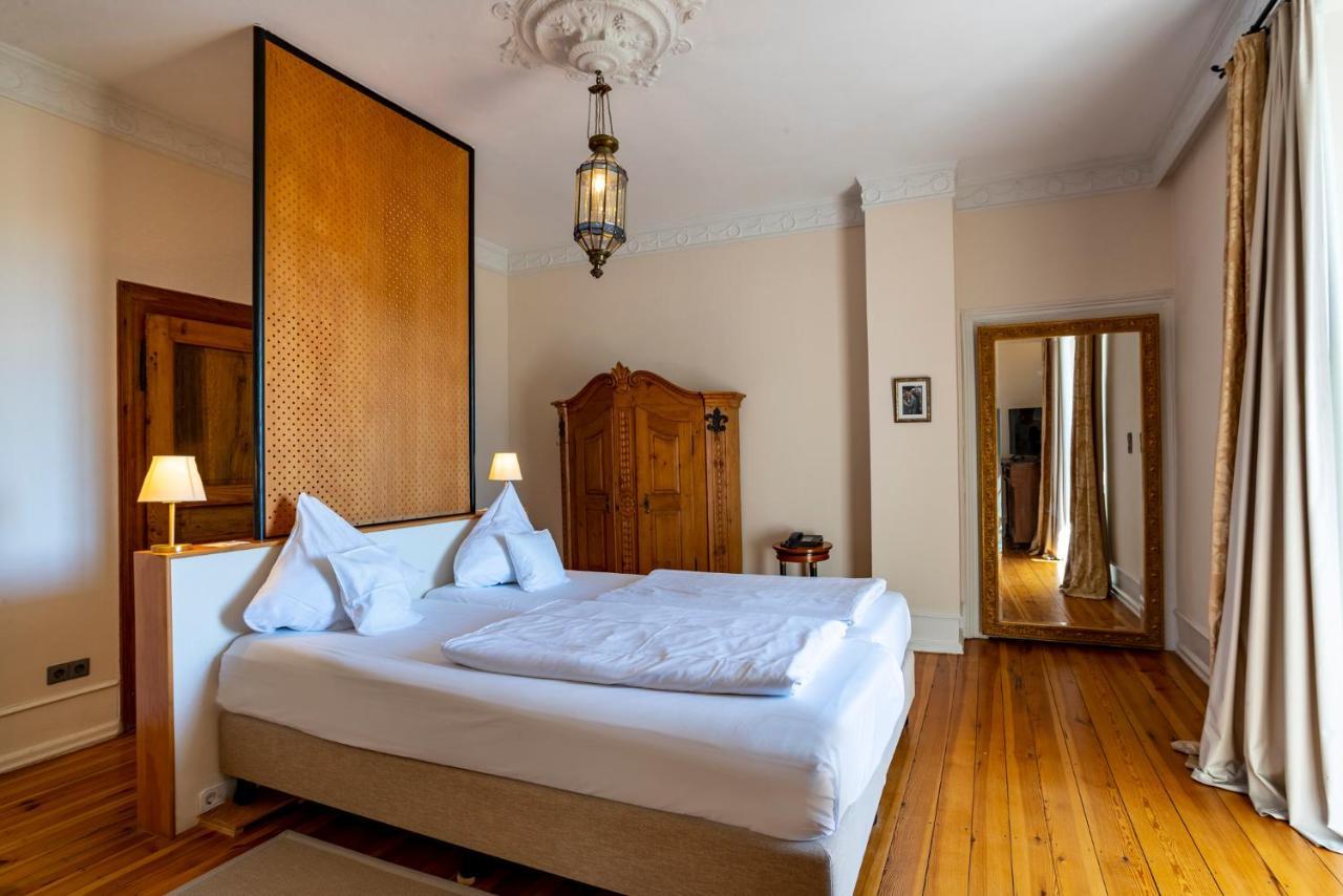 Hotel Schloss 에데스하임 외부 사진
