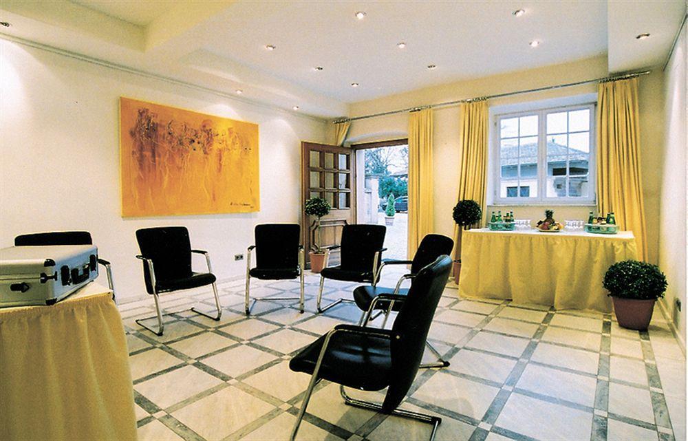 Hotel Schloss 에데스하임 외부 사진